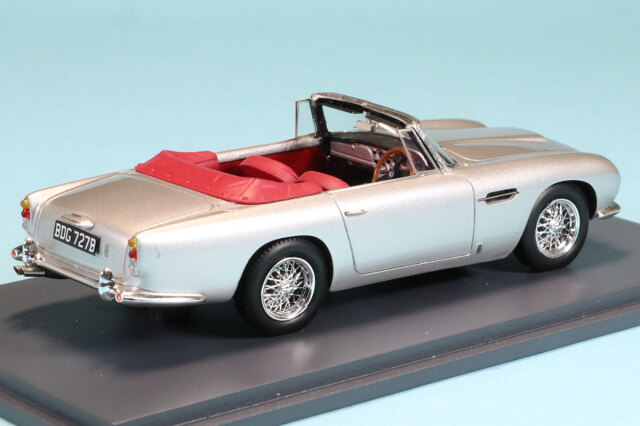 ロム　ＧＴ　Ｓｐｉｒｉｔｓ　アストン・マーティン　ＤＢＲ９　ロードカー　シルバー ロム GT Spirits アストン・マーティン DBR9 ロードカー