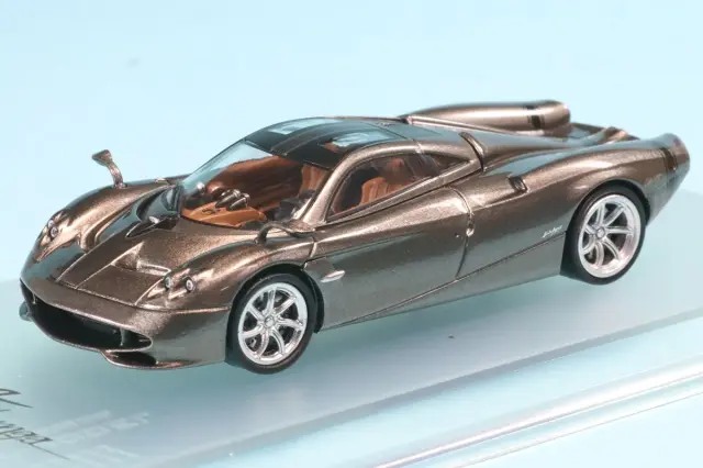 TLV 1/64 いすゞ エルガ 名鉄バス LV-N245F ミニカーショップ ロム