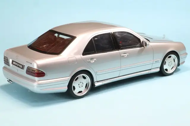 メルセデス ベンツ CLK AMG 1/18 オットー OTTO メルセデス ベンツ CLK AMG 1/18 オットー OTTO メルセデス