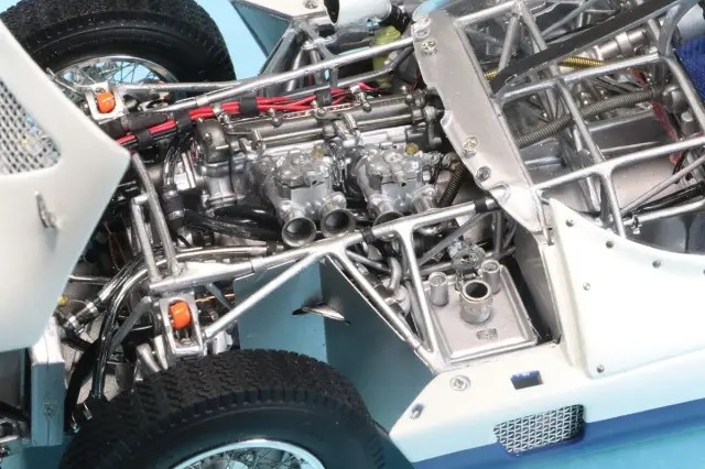 CMC 1/18 マセラティ ティーポ 61 バードゲージ SCCA コンチネンタル