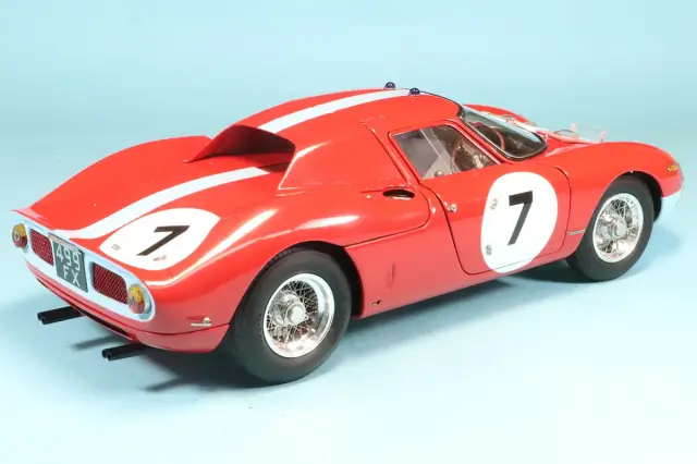 フジミ　1/18 完成品　フェラーリ　250GT BREADVAN 優勝車 フジミ 1/18 完成品 フェラーリ 250GT BREADVAN 優勝車 - メルカリ