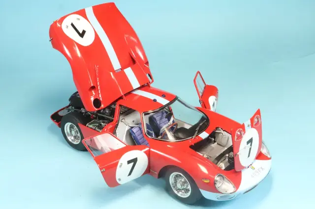 予約] CMC 1/18 フェラーリ 250 LM Winner Reims 12h 1964 No.7