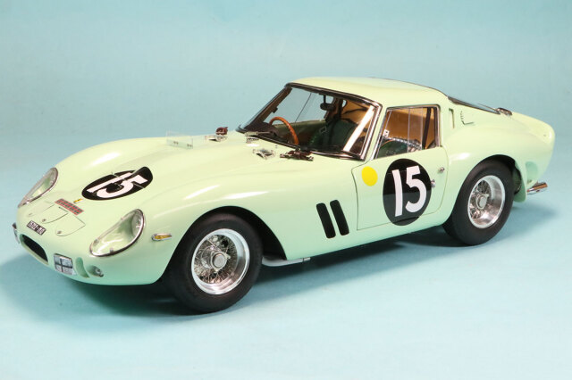 CMC 1/18 フェラーリ 250 GTO グッドウッド 1962 No.15 S.モス　M-247