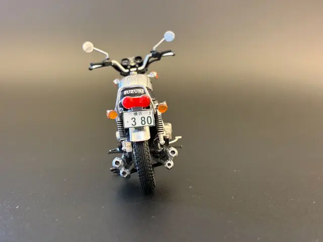 バイクモデル ミニチュアコレクション　全40台 カワサキ ZX-6R ニンジャ 1/12 ミニカー 全3色 バイク 合金モデル 模型