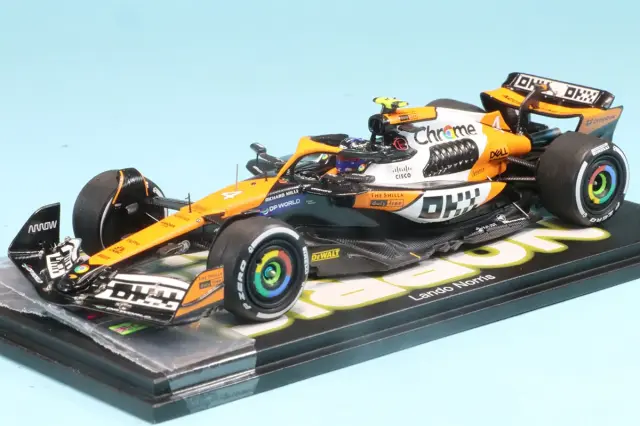 スパーク 1/43 マクラーレン MCL38 シンガポールGP 2024 L.ノリス ピットボード付き　S9561