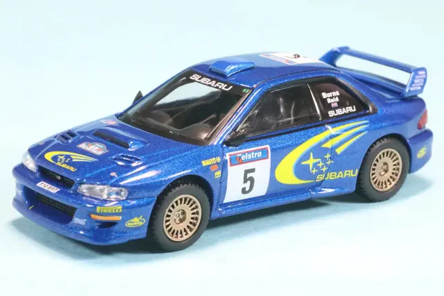 JFC F1 ヘルメット ミハエル・シューマッハ 1995 1/12 JFC F1 ヘルメット ミハエル・シューマッハ 1995 1/12 - メルカリ