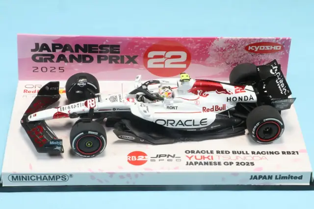 京商特注ミニチャンプス 1/43 レッドブル RB21 日本GP 2025 角田裕毅  桜柄限定台紙 　447250322