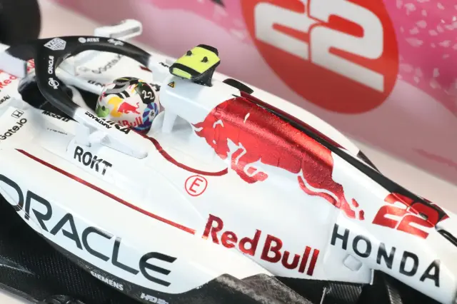 京商特注ミニチャンプス 1/43 レッドブル RB21 日本GP 2025 角田
