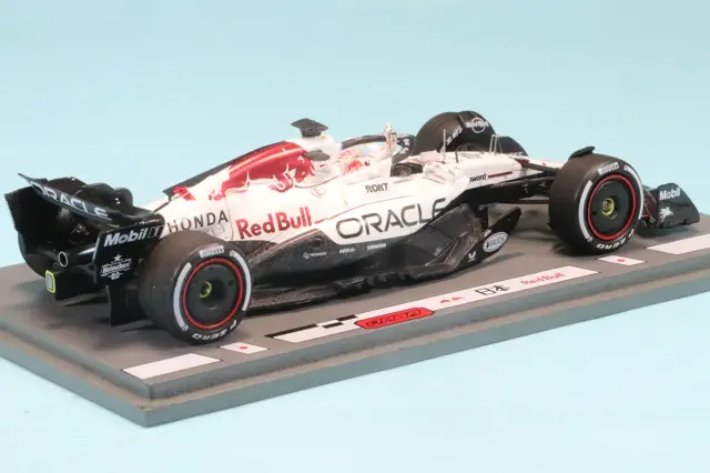 F1レッドブル マックスフェルスタッペン日本GP優勝記念限定