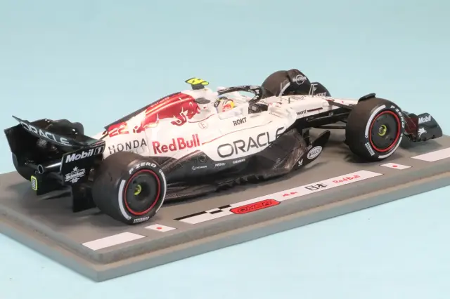 スパーク 1/43 レッドブル RB21 日本GP 2025 角田裕毅 記念