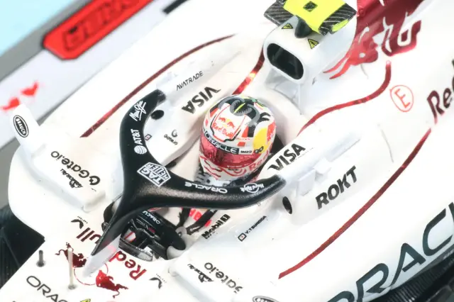 スパーク 1/43 レッドブル RB21 日本GP 2025 角田裕毅 記念