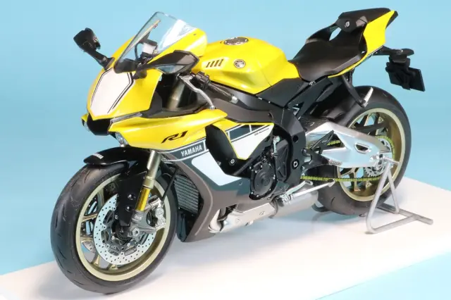 ロムファクトリー 1/12 ヤマハ YZF-R1M 60th スピードブロックリバリィカラー　RFT14133-60_MS