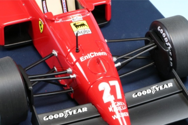 ルックスマート 1/18 フェラーリ F187/88C イタリアGP 1988