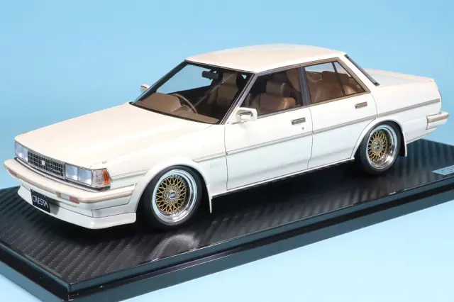 TVR モデルカー 2台セット 1/64 頭文字D セットVol.15 小柏カイMR2(SW20) & 藤原拓海トレノ