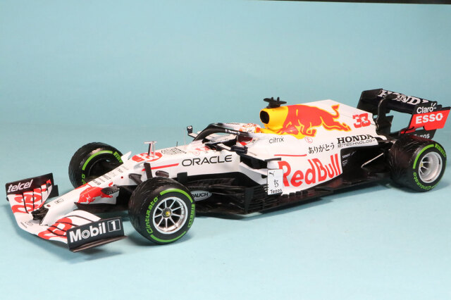 ミニチャンプス 1/18 レッドブル レーシング ホンダ RB16B トルコGP 