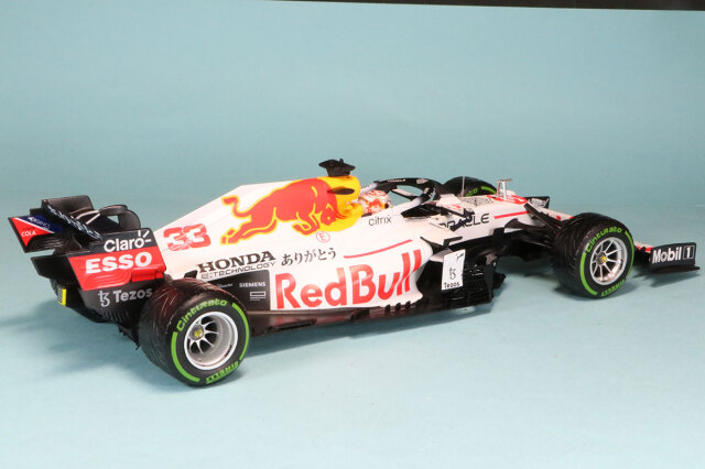 ミニチャンプス 1/18 レッドブル レーシング ホンダ RB16B トルコGP 
