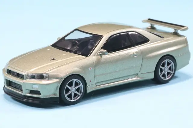 MINI-GT 1/64 ニッサン スカイライン GT-R R34 Vスペック II Nür ミレニアムジェイド(右ハンドル)　MGT01003-R