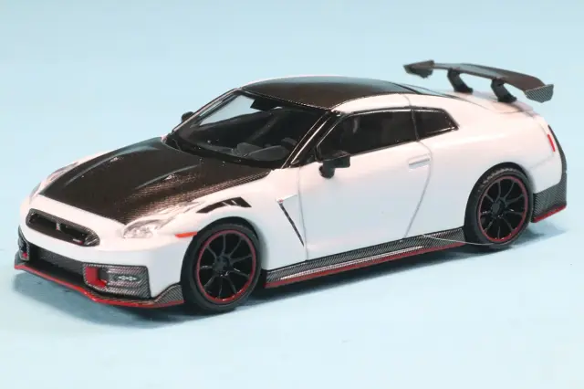 MINI-GT 1/64 ニッサン GT-R R35 ニスモ 2024 ブリリアントホワイトパール (左ハンドル)　MGT01045-L