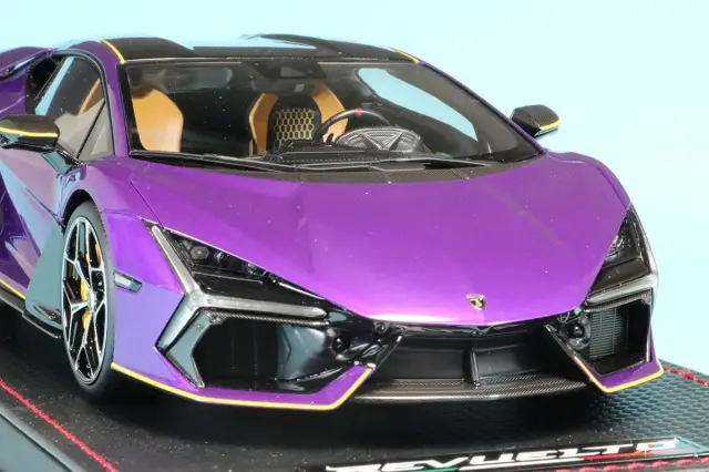 MRコレクション 1/18ランボルギーニ テメラリオ 2024 パープル