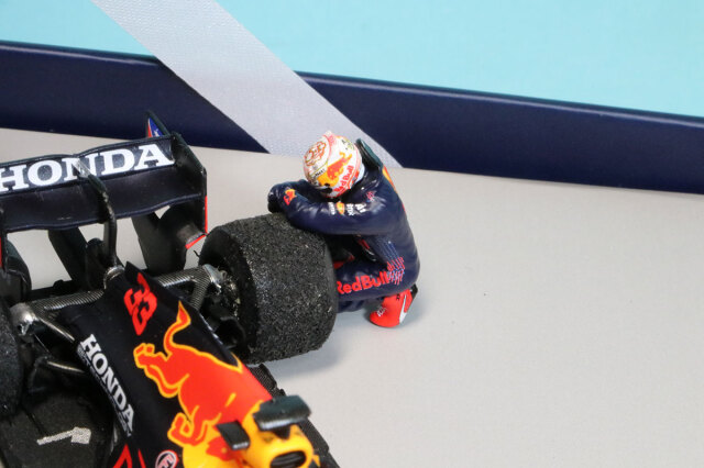 GPワールド特注スパーク 1/43 レッドブル RB16B アブダビGP 2021 M