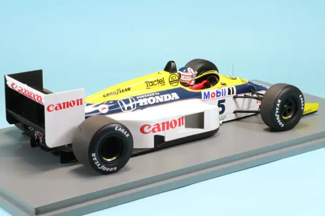 スパーク 1/18 ウィリアムズ FW11 イギリスGP 1986 N.マンセル 18S738