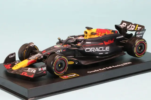 ブラーゴ 1/43 レッドブル RB20 No.1 2024 M.フェルスタッペン  ドライバー付 　BUR38098V