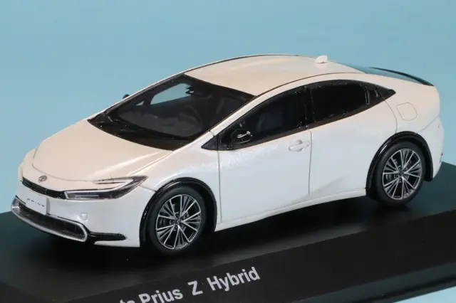 京商 1/43 トヨタ プリウス Z ハイブリッド ホワイト　KSR43131W