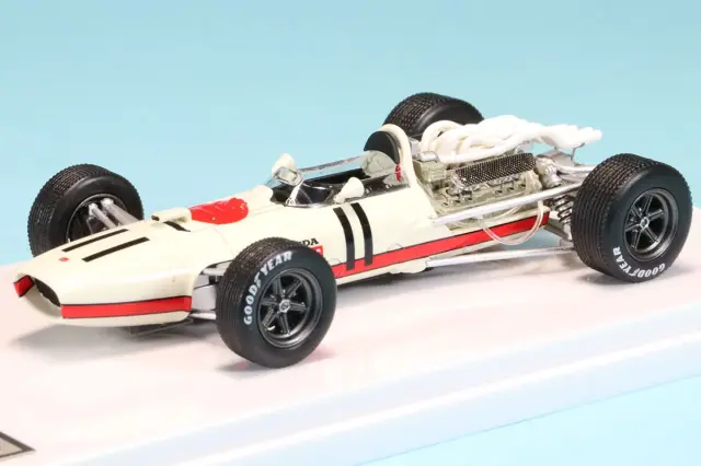 テクノモデル 1/43 ホンダ RA273 南アフリカGP 1967 J.サーティス　TM43-058B