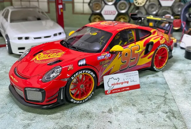 KITBOX / PZYmodel 1/24 レジンキット ポルシェ 911 GT2 RS 映画