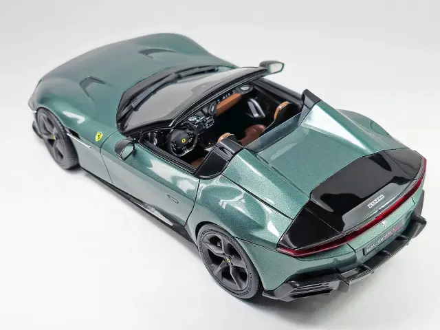 KITBOX / PZYmodel 1/24 レジンキット フェラーリ 12 チリンドリ