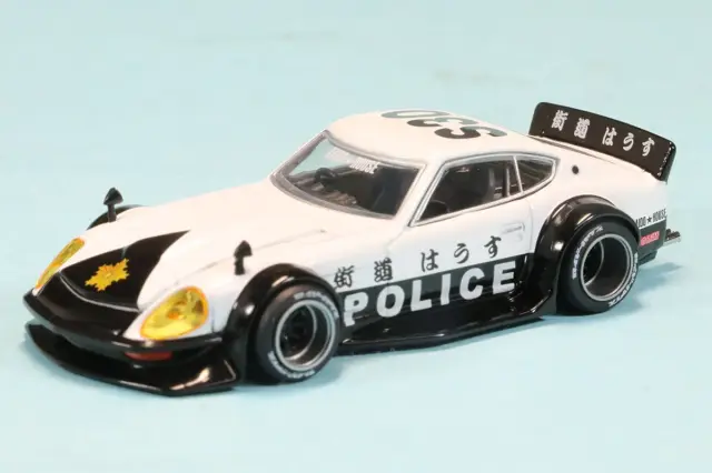 MINI-GT 1/64 ニッサン フェアレディ Z Kaido GT ポリス(右ハンドル)　KHMG208