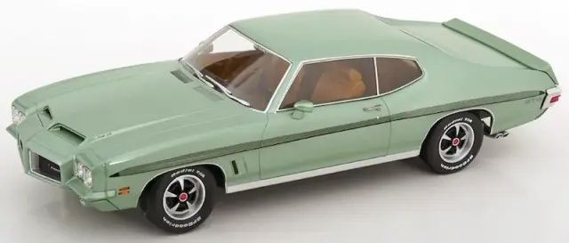 [予約] KKスケール 1/18 ポンティアック ルマン GTO 1972 ライトグリーンメタリック