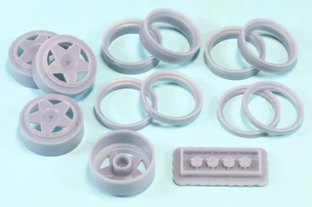 ケイSTYLE! 1/24 18インチ MODENA ホイールセット ポリ式　KS-PA106