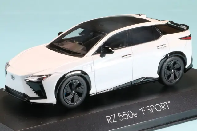 261001 京商 1/43 レクサス RZ550e Fスポーツ ソニックセレナイト KS03944W