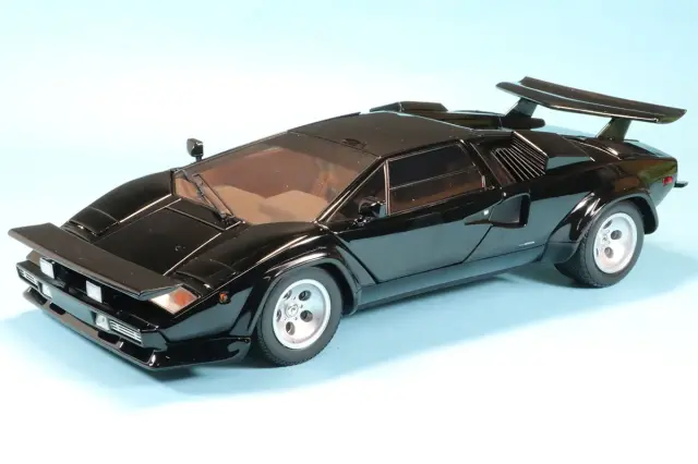 京商 1/18 ランボルギーニ カウンタック LP400S "キャノンボール"　KS08320BKCR