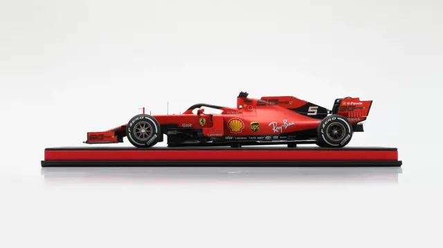 Ferrari - 新品未使用　フェラーリ記念品　シンガポールGP Ferrari - 新品未使用 フェラーリ記念品 シンガポールGPの通販