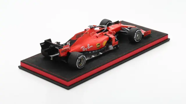 予約] 海外ショップ特注ルックスマート 1/18 フェラーリ SF90