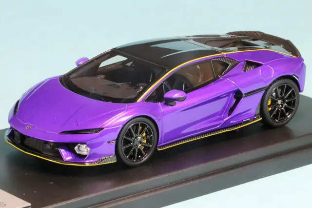 ルックスマート 1/43 ランボルギーニ テメラリオ 2024 パープル　LS555F
