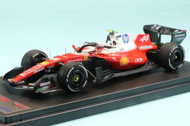 スパーク/ルックスマート 1/43 フェラーリ SF-26 日本GP  2026 ルイス ハミルトン　LSF1083
