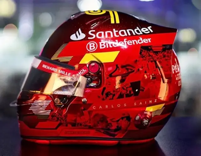 [予約] ルックスマート 1/5 ヘルメット C.サインツ アブダビGP  2024　LSHEL018