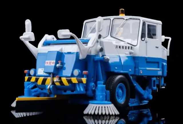 [予約] TLV 1/64  東急 SW2Z2 道路清掃車（川崎市）　LV-N370b