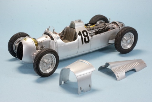 M-161 - CMC 1/18 アウトウニオン タイプC ドイツGP 1936 Winner No.18 