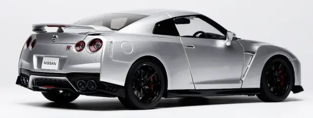 モデルカー1/18「日産 GT-R (R35) ニスモ スペシャルエディション」 AUTOart 1/18 日産 GT-R （R35） ニスモ スペシャルエディション