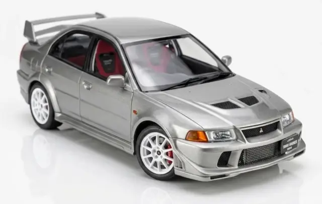 [予約] モーターヘリックス 1/18 ミツビシ ランサーエボリューション 6 GSR T.M.E サテライトシルバー　M84304