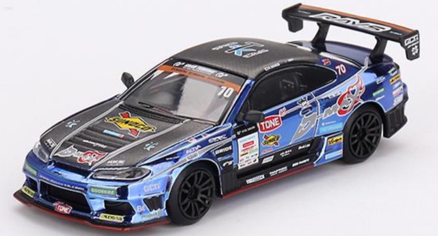 予約] MINI-GT 1/64 ニッサン シルビア S15 D1 GP 2023 No.70 D-MAX 