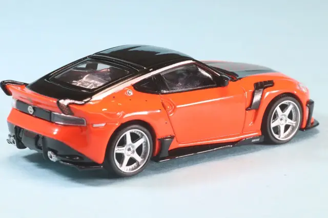 MINI-GT 1/64 ニッサン Z Veilside FFZ400 オレンジ (右ハンドル