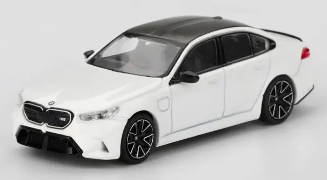 [予約] MINI-GT 1/64 BMW M5 アルピンホワイト (左ハンドル)　MGT01092-L