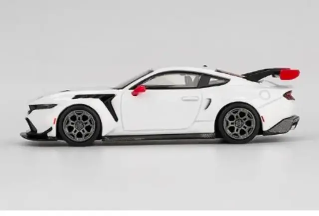 ミニカー GTD 新品 MGT00887-R TSM MINI-GT 1/64 ランボルギーニ アヴェン