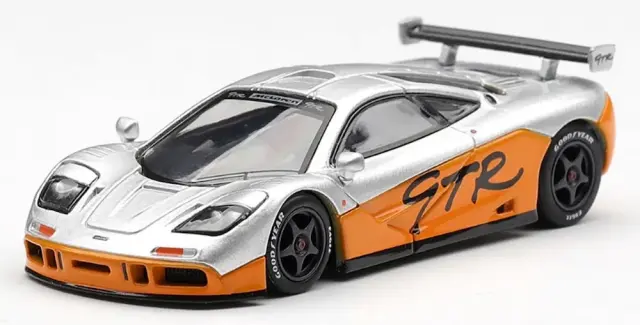 [予約] MINI-GT 1/64 マクラーレン F1 GTR 1995 プレゼンテーション　MGT01318-L