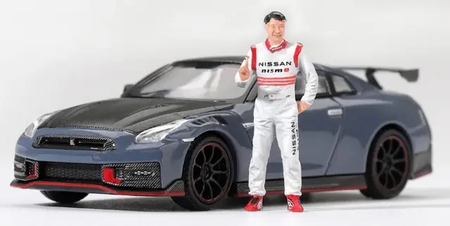[予約] MINI-GT 1/64 ニッサン GT-R NISMO 2024 筑波サーキット市販車最速ラップ記録車 松田次生コレクション w/ 松田次生氏フィギュア (右ハンドル)　MGT01333-R